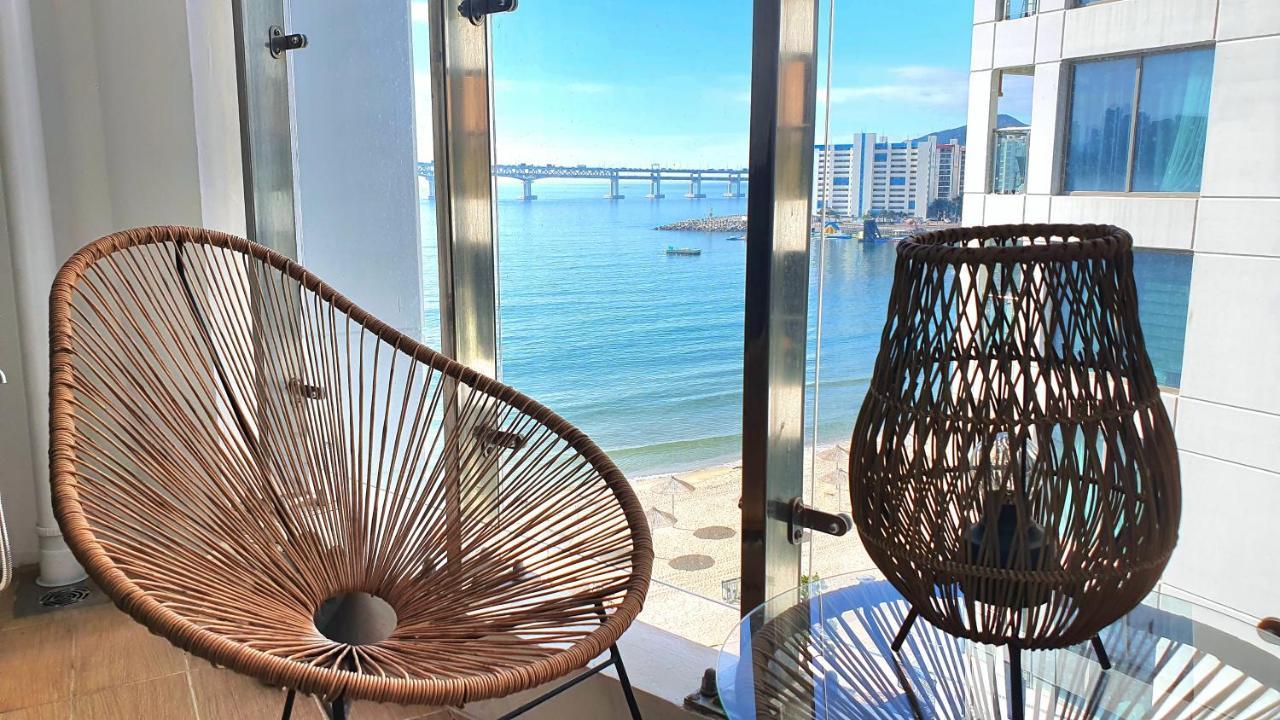 בוסאן Holiday Apt Gwangan Beach מראה חיצוני תמונה