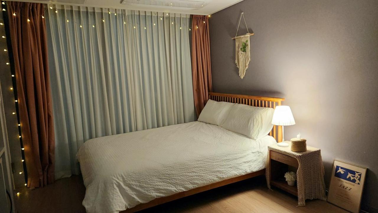 בוסאן Holiday Apt Gwangan Beach מראה חיצוני תמונה